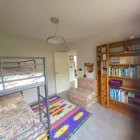 Nyaraló Casa Con Piscina En
