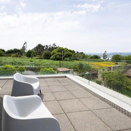 Casa Con Piscina En Nyaraló