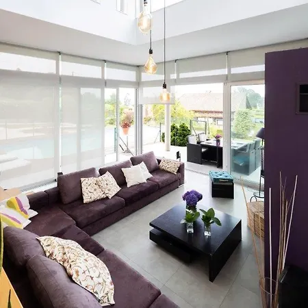 Casa Con Piscina En * Miño