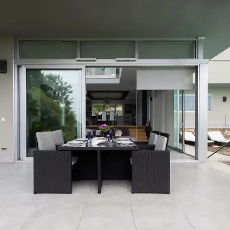 Nyaraló Casa Con Piscina En